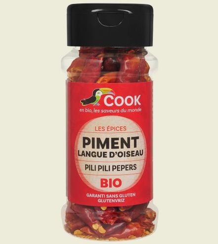 <h2>Ardei iute Birdeye bio 20g Cook</h2><p>-fara gluten-</p><p>Ardeiul Birdeye se numara printre cele mai iuti specii de ardei iute din lume.</p><p>In recipient gata de utilizat (tip solnita), doar presarati peste preparatele culinare. Dupa golire, recipientul se poate refolosi.</p><p>Cook este o marca franceza de condimente bio si esente bio premium, calitatea fiind pe primul loc in procesul de selectie a materiei prime folosite.</p><p><strong>Ingrediente:</strong> ardei iute*.<br />*din agricultura ecologica</p><p><strong>Sugestie de folosire: </strong>ca si condiment in diverse preparate culinare.</p><p>20g</p><p>***Produs importat si distribuit in Romania de Bio Holistic Oradea, importator si distribuitor de produse bio, raw, vegane. Va rugam sa va creati un cont pentru acces la preturi si comenzi, sau sa ne contactati pentru a va trimite oferta noastra comerciala. Va multumim! <br />Produse bio</p>